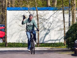 Kabinet 'positiever' over afschaffing avondklok en openen terrassen op 28 april