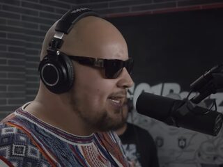 Kingsize over track 'Beste meneer Rutte': ''Huidige versoepelingen niet genoeg''