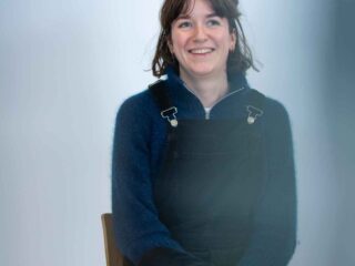 Klara (24) heeft een open relatie: "Het is een misvatting dat je nooit jaloers bent"