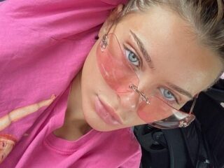 Voormalig pornoactrice Lana Rhoades vindt dat porno 'illegaal' moet worden