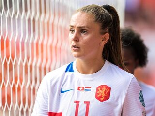 Lieke Martens moet EK verlaten vanwege voetblessure