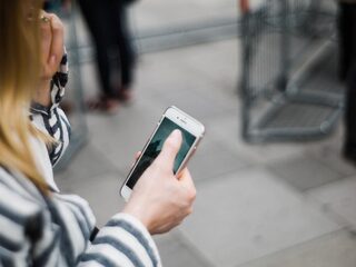Klassiek beeld loverboy verleden tijd: seksuele uitbuiting vaak al na een week