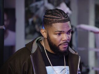 Luis Tavares cancelt Glory-wereldtitelgevecht met Rus Vakhitov