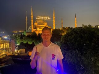 Luuk (22): "Vergeet bekeerlingen niet tijdens het Offerfeest"