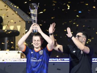 Nederlander Manuel (18) wint WK FIFA 23 en verdient $300.000: "Mijn hartslag was 160"