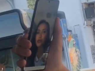 Man krijgt nepnummer dat van bekendheid blijkt te zijn: "Oh my god, jij komt op televisie"