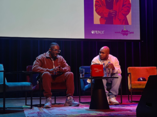 Adje over zijn schulden: "Ik heb 1,5 jaar lang geen geld ontvangen voor shows"