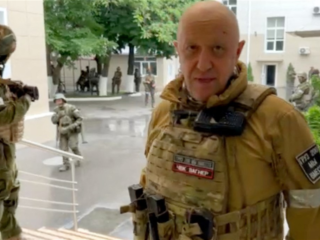 Mogelijke staatsgreep gaande in Rusland; huurlingen claimen Russische legerbasis