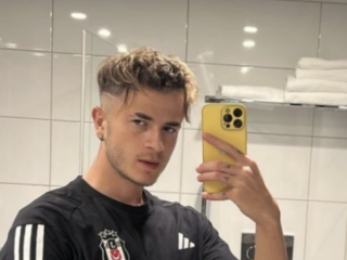 Turkse voetballer wordt ontslagen vanwege profiel op datingapp: "Succes met je carrière"