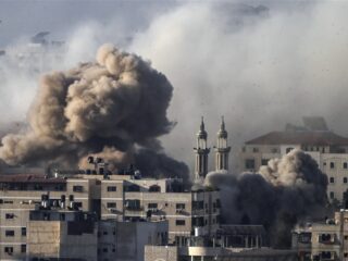 Israël gaat aanvallen op Gaza intensiveren: bijna 4.500 Palestijnen vermoord