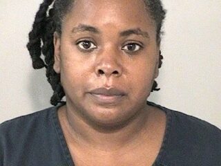 Moeder krijgt 30 jaar gevangenisstraf voor laten trouwen van 13-jarige dochter met 47-jarige man