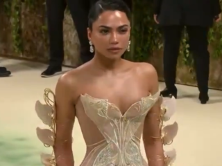 Dit is Mona Patel: de mysterieuze vrouw die viral gaat met haar outfit op Met Gala