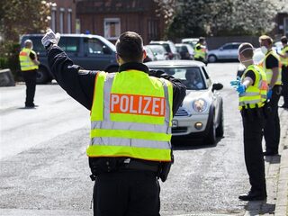 Nederlandse tieners opgepakt in Duitsland met 800.000 euro aan drugs in auto