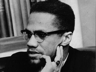 Nieuw bewijs in moordzaak Malcolm X wijst op medeplichtigheid politie en FBI