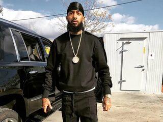 Vrouw die verdachte naar Nipsey Hussle reed geeft gedetailleerde info over moord