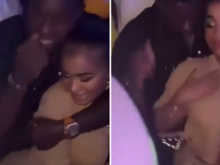 Quincy Promes ondanks alle commotie dansend met vrouw in nachtclub gespot