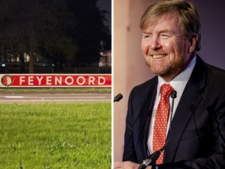 Feyenoord-fans plagen koning met gigantisch spandoek bij Paleis Soestdijk