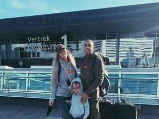 Bizzey doet oproep om gestolen koffer terug te brengen