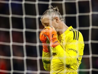 Historische avond in Amsterdam: Ajax lijdt grootste Europese nederlaag ooit