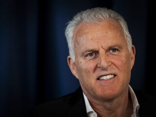 Randa (31) in gesprek met gemeente Amsterdam over standbeeld Peter R. de Vries