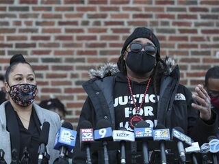 Politieagent die Jacob Blake zeven keer in de rug schoot weer aan het werk