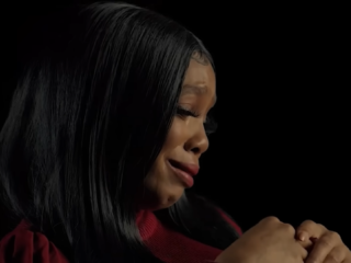 Dochter R. Kelly wil niet dat zoontje zijn opa ontmoet in nieuwe docu: "Hij is een monster"