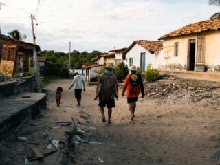 Rodrigo zocht 'biologische moeder' op: "Ik ontdekte 1,5 jaar later dat ze niet eens mijn moeder was"