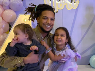 Ronnie Flex zegt traantje te laten om representatie Disneyfilm