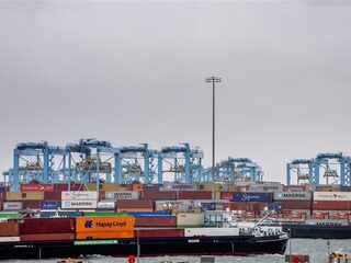 Drugsbendes infiltreren massaal bedrijven in de Rotterdamse haven