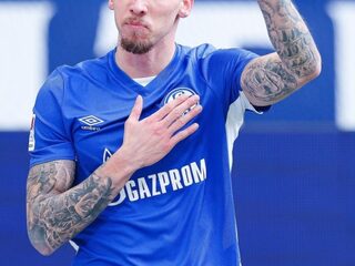 Schalke 04 verwijdert Russische hoofdsponsor Gazprom van shirt