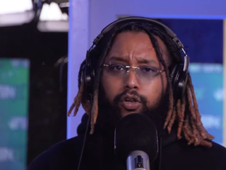 B3lly toont veelzijdigheid tijdens sessie bij Yous!