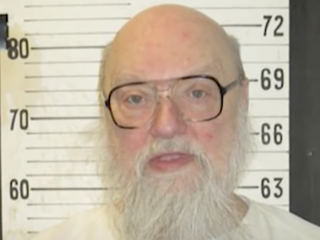 Amerikaan claimt dag voor executie bewijs te hebben van onschuld