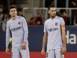 Barcelona vraagt clublegendes opnieuw om salaris in te leveren