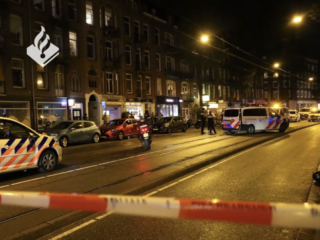 Een drugsdeal leidt tot drie arrestaties in Amsterdam-West