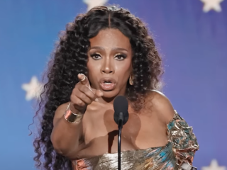 Sheryl Lee Ralph gaat viral met krachtige speech bij Critics Choice Awards