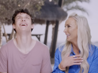 MILF Manor: de ongemakkelijke datingshow waar moeders elkaars zoons daten