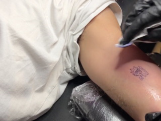 Amsterdamse tattooshop gebruikt automaat voor spontane verrassingstattoos