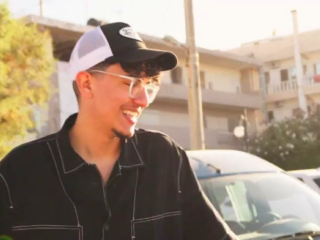 Katnuf, Ronnie Flex, Jonna Fraser en Caza de DiXte met 'Domino'