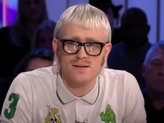 Joost Klein emotioneel in interview: "Kan door bedreigingen niet meer in park lopen"