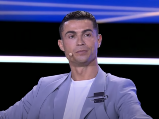 Cristiano Ronaldo haalt keihard uit naar Ballon d'Or: "Vinícius Júnior had moeten winnen"
