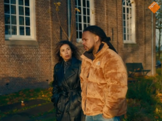 Bokoesam staat stil bij zijn overleden opa: "Ik hoop dat hij trots is"