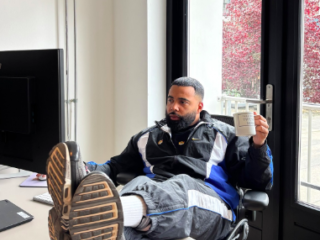 Van 'D&G' tot 'Narcopop': Mula B lijkt concert met orkest aan te kondigen met mysterieuze video's