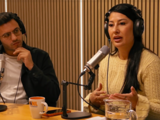 Mahi Khalesi maakt podcast over de protesten in Iran: "Dit is geen islam"