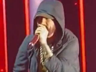 Eminem verrast publiek: treedt op tijdens concert 50 Cent
