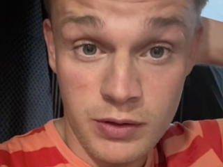 Politie valt huis van YouTuber binnen na paintball-aanval op Dennis Schouten