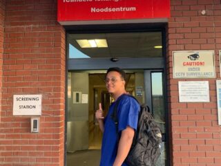 Senned (26): "In Zuid-Afrikaanse township zagen we als artsen wel 40 steekwonden in één nacht"