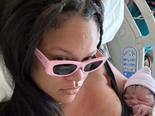 Fans in shock van bevallingsfoto Rihanna: "Nieuwe baby? Wat heb ik gemist?"