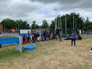 Ik reed drie uur naar Ter Apel om met vluchtelingen te praten over de situatie