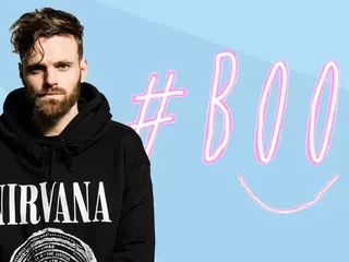 Tim Hofman zegt 'sorry' om vrouwonvriendelijke uitspraken uit het verleden