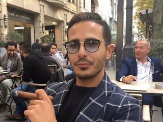 Spanje vaardigt arrestatiebevel uit tegen Tinder Swindler